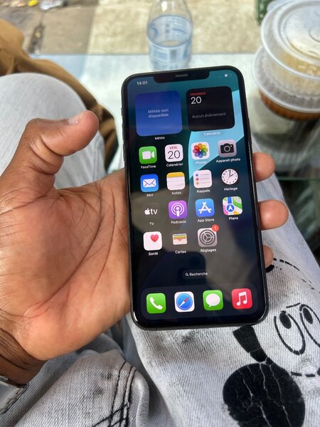 iPhone 11 Pro max