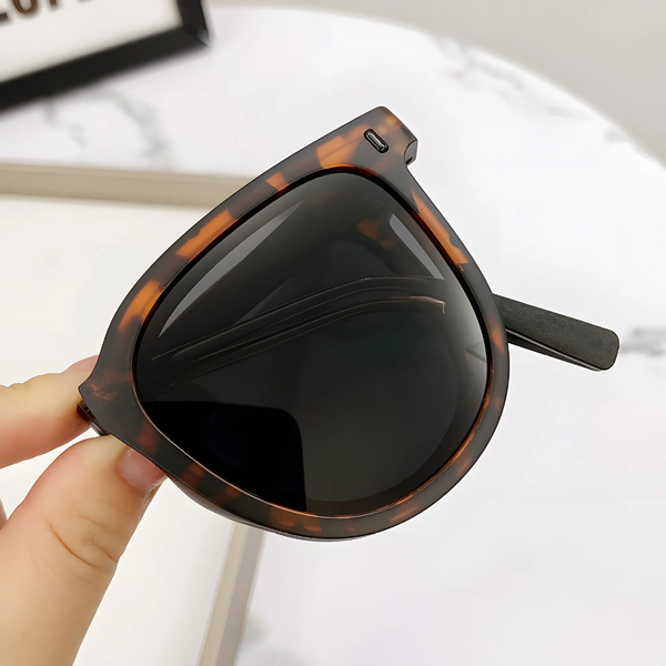 Lunette solaire pliable