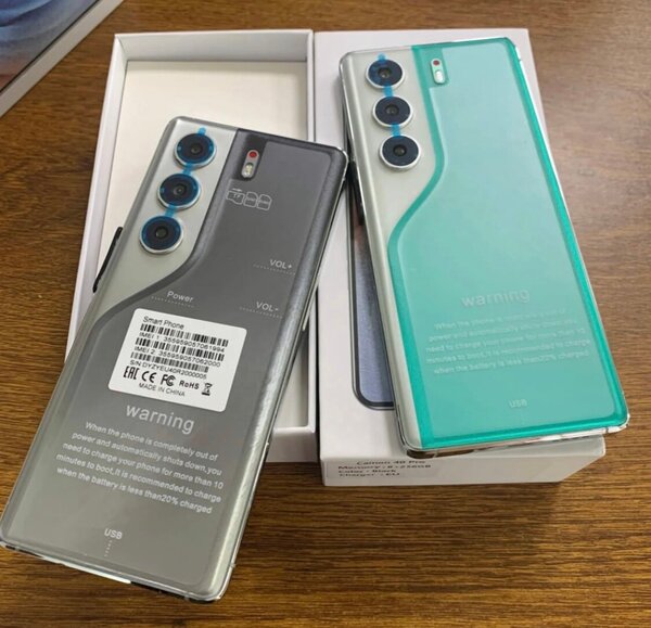 Smartphone Android 4 caméras