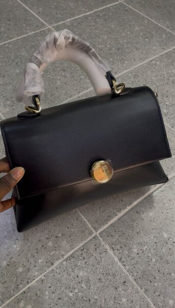 Sac à main en cuir élégant