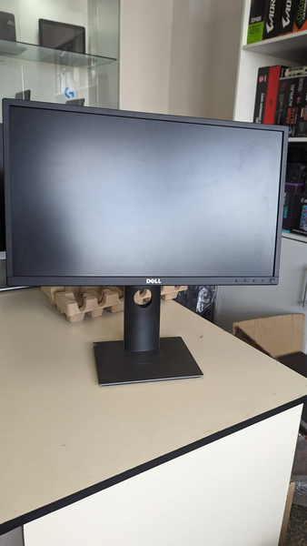 Brand new 24 inch DELL monitor