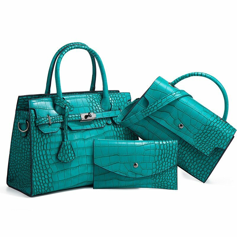 Stylish and fashionable women's azure bag + accessories