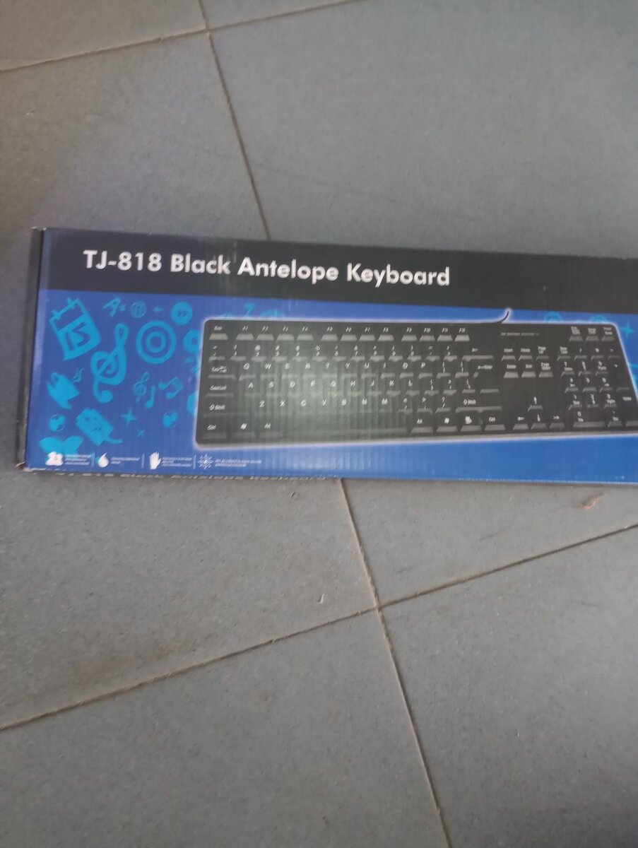 TJ 818 Black Antelope keyboard