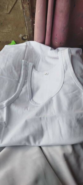 T-shirts et pantalon