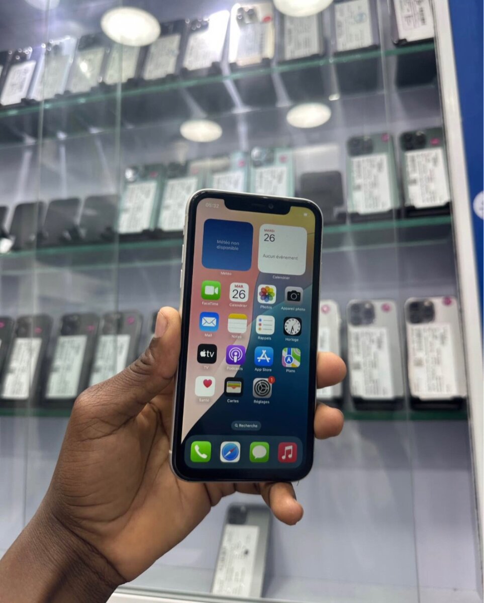 iPhone 11 Blanc 64 Go Débloqué