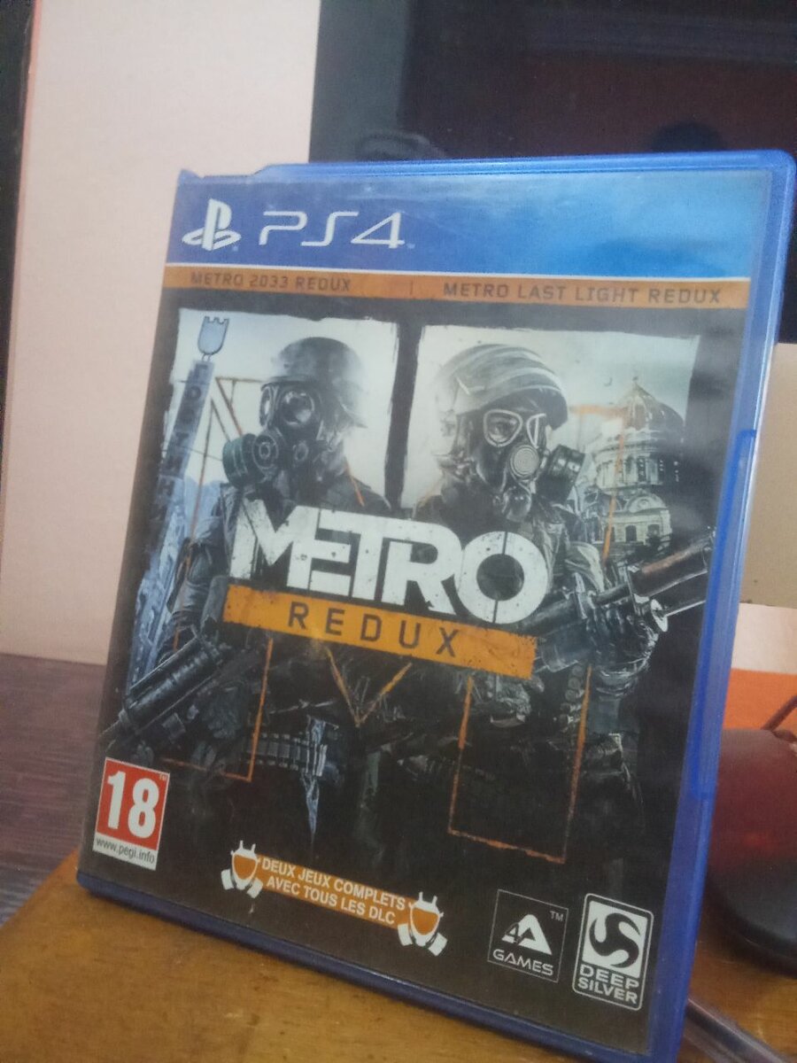 Metro Redux PS4 CD