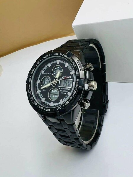 Montre digitale chic homme