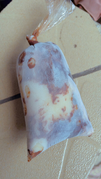 Glace à l'eau artisanale