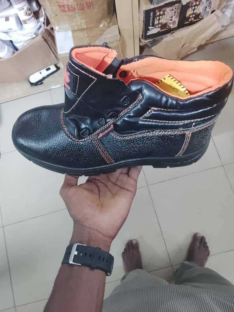 Bottes de sécurité résistantes