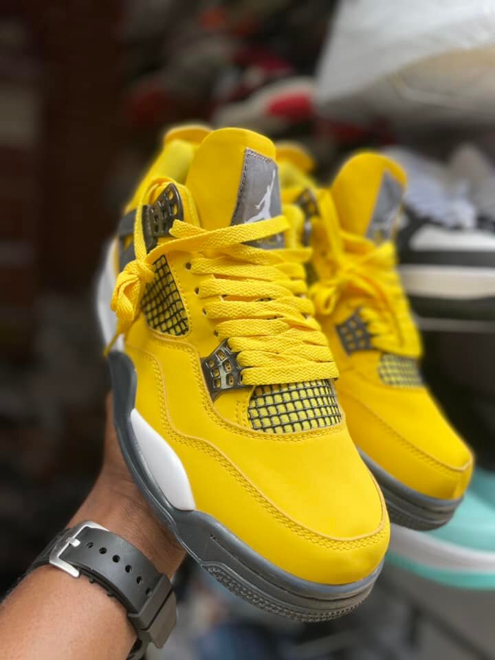 JORDAN 4 baskets
