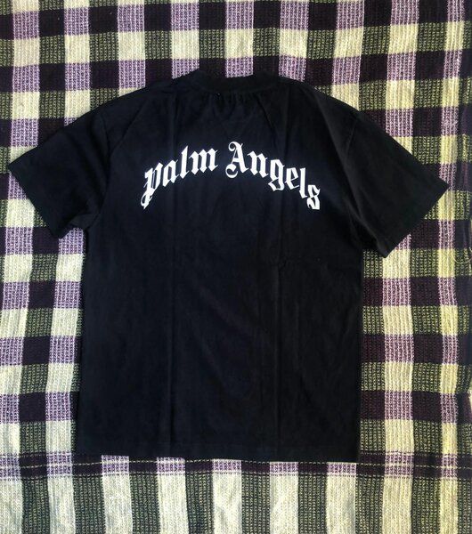 T-shirt tendance et de marque