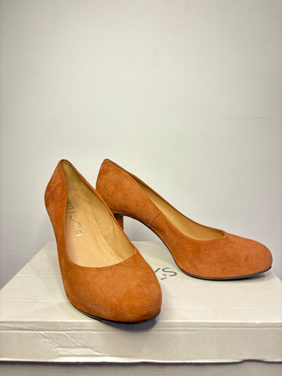 Escarpins en cuir suédé tendance