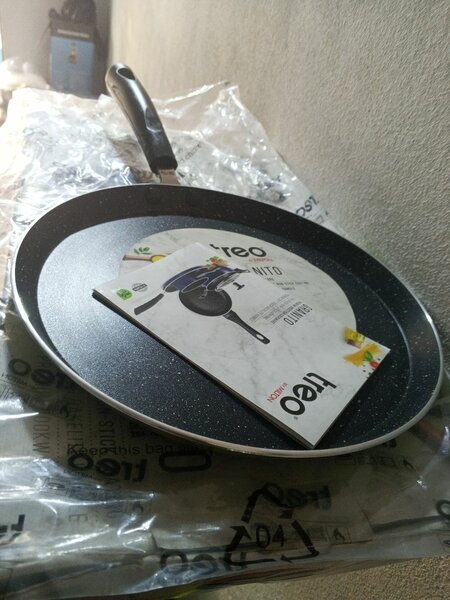 Poêle antiadhésive 28cm