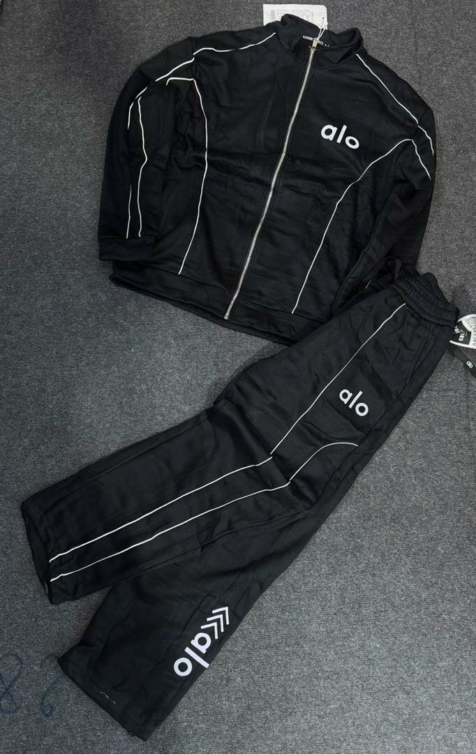 Ensemble survêtement Alo Yoga
