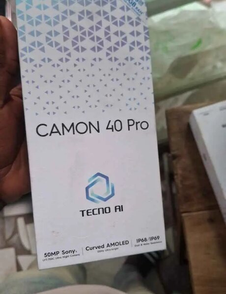 Techno Camon 40