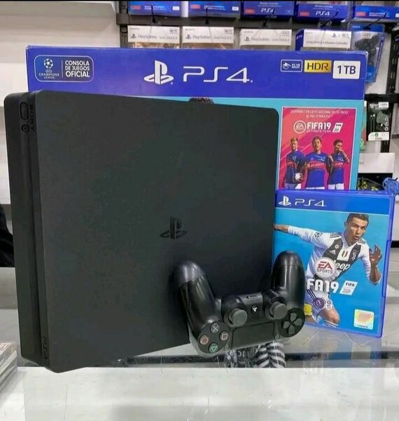Console PS4 Slim 1TB + Fifa 19