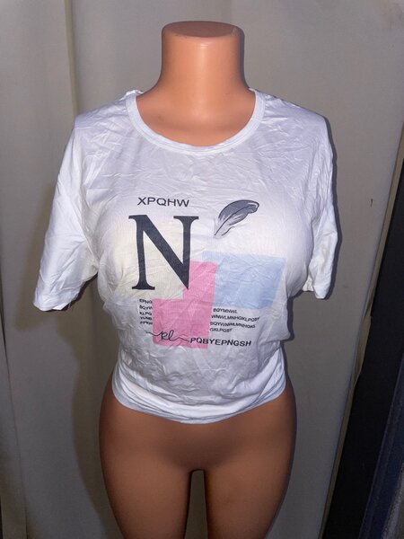 T-shirt chic avec motifs