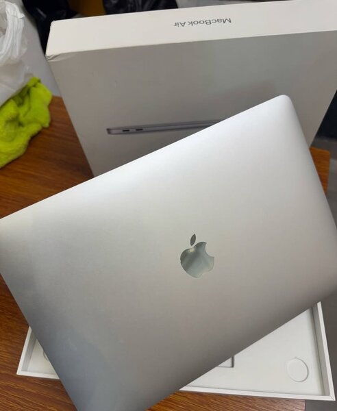2020 MacBook Air 13 inch