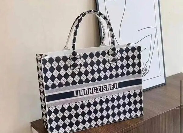 Sac cabas élégant femme