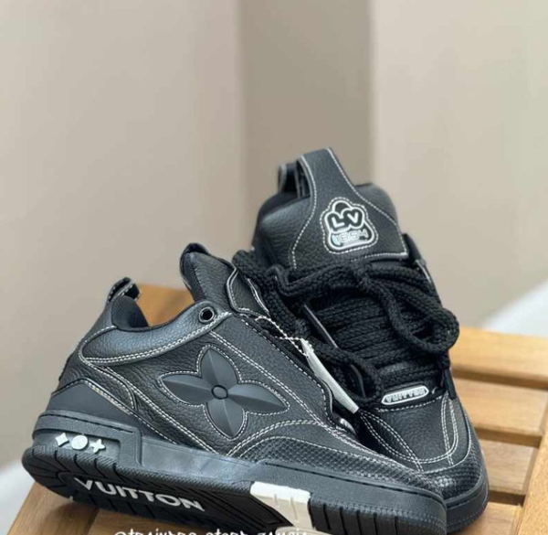 Louis Vuitton snikers
