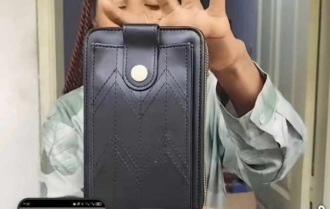 Pochette bandoulière élégante