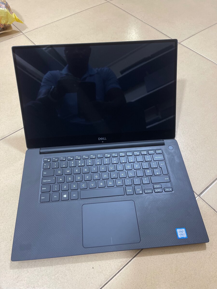 Dell XPS 15 9570