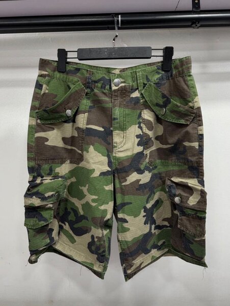 Shorts cargo camouflage