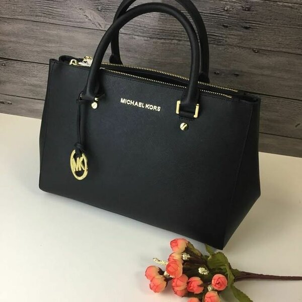 Ladies handbags