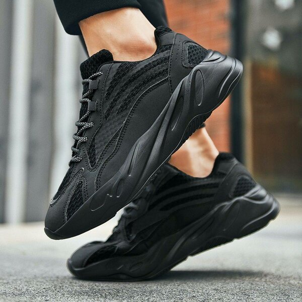 Chaussures de sport noires élégantes