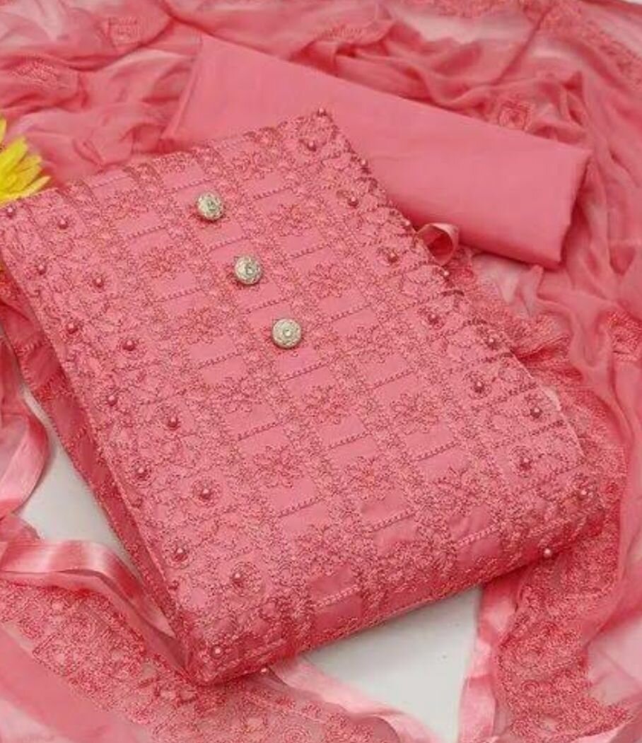 Ladies suit