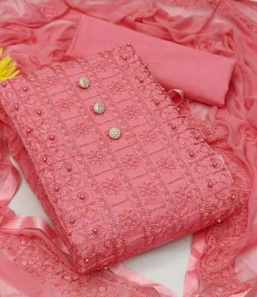 Ladies suit