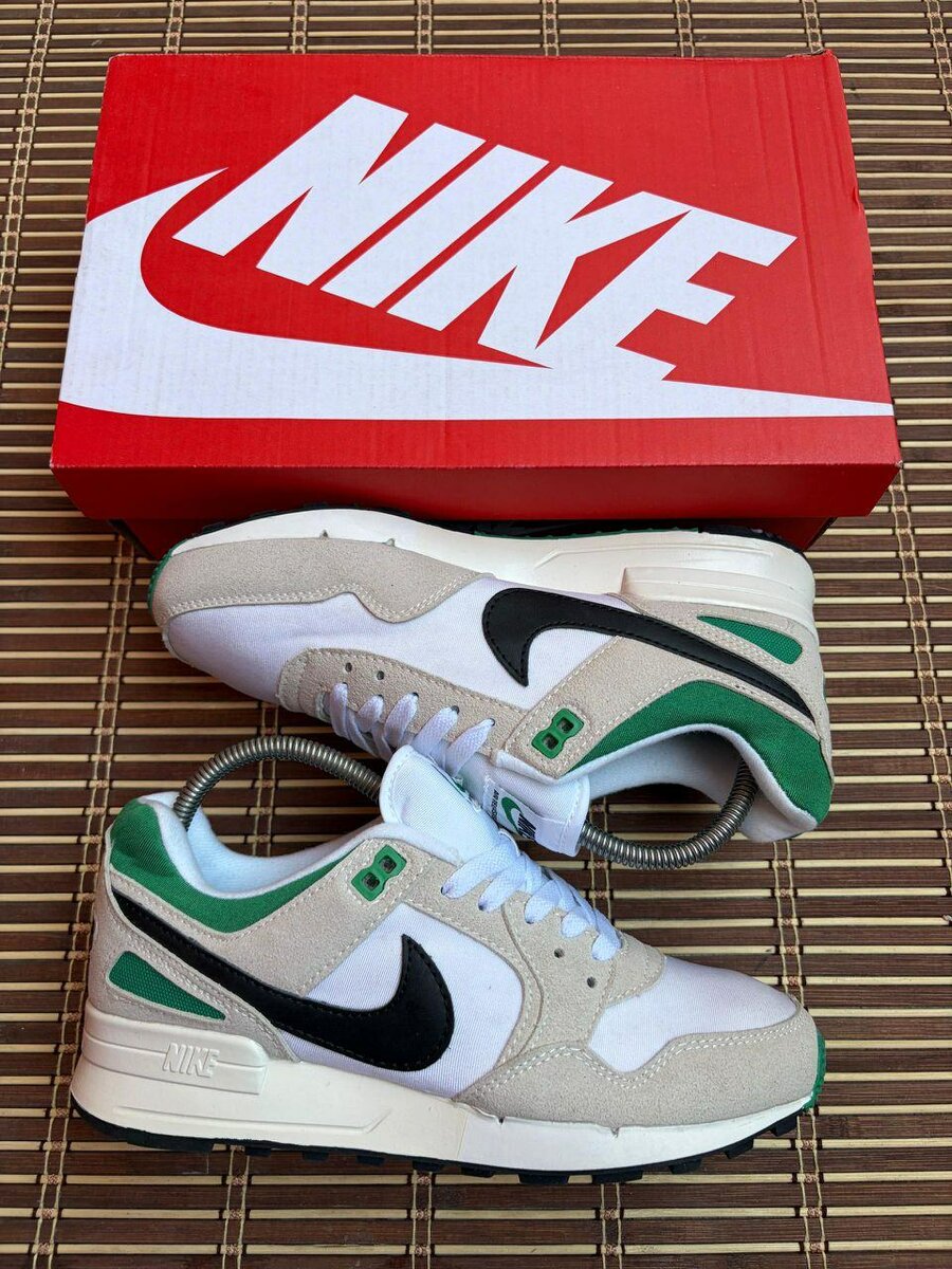 Nike Sneakers Mixte