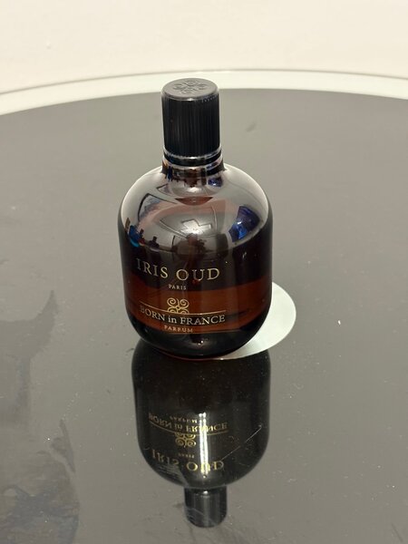 Parfum Iris Oud et Memories