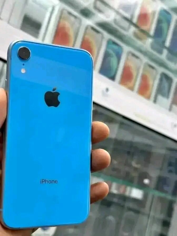 iPhone XR Bleu - 64 Go