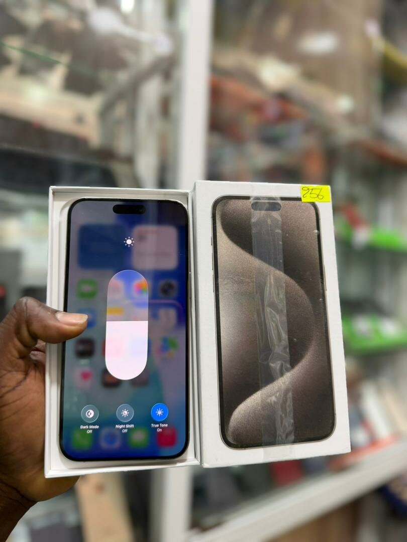 iPhone 15 pro Max 256 giga