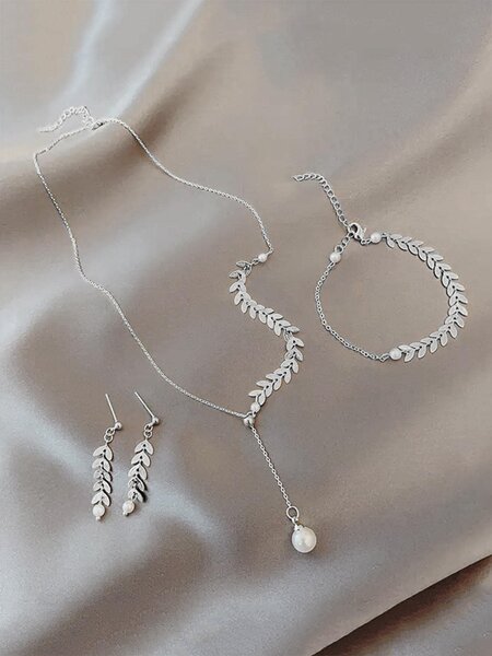 Parure élégante en argent