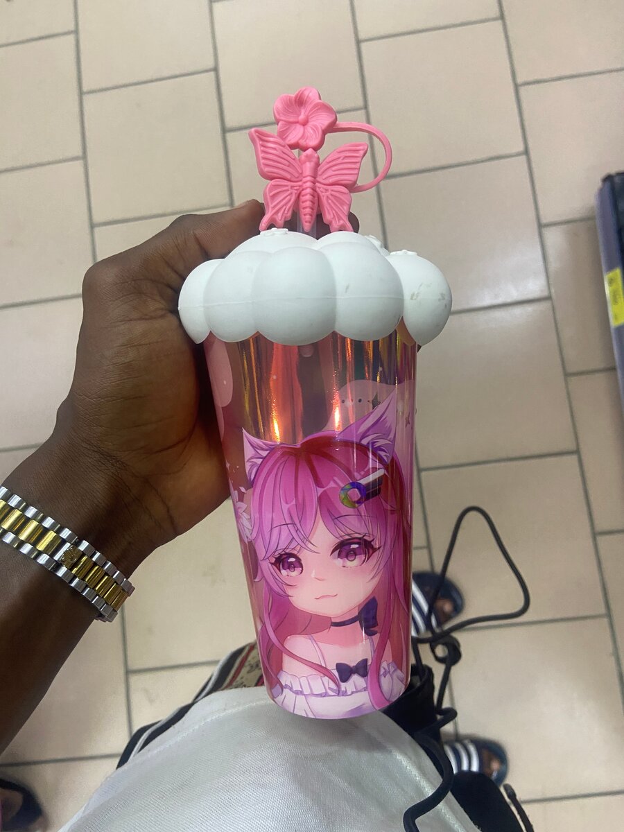 Gobelets Animés avec Pailles