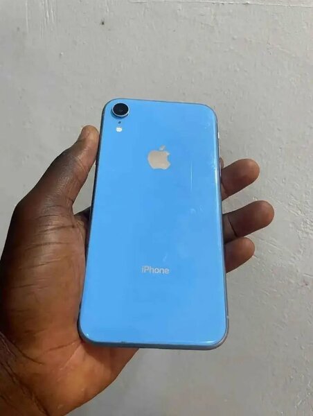 iPhone XR Bleu