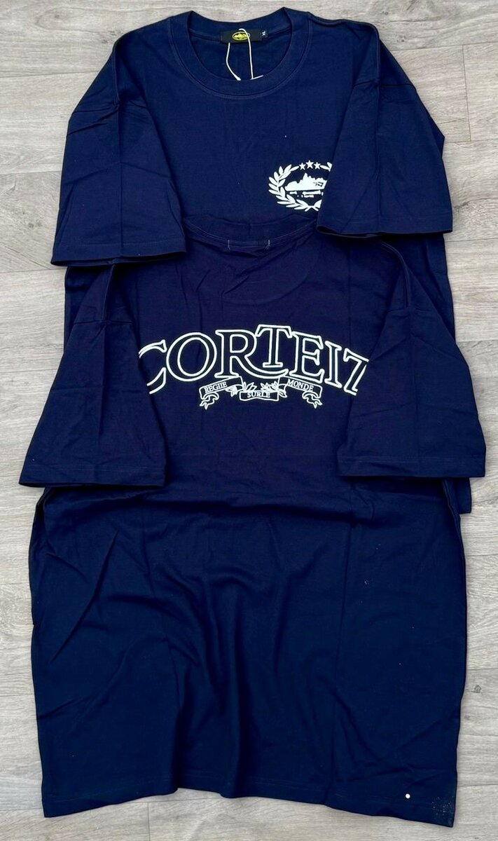 T-shirts unisex tendance