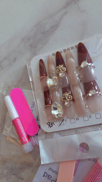Ongles Ultra Brillants