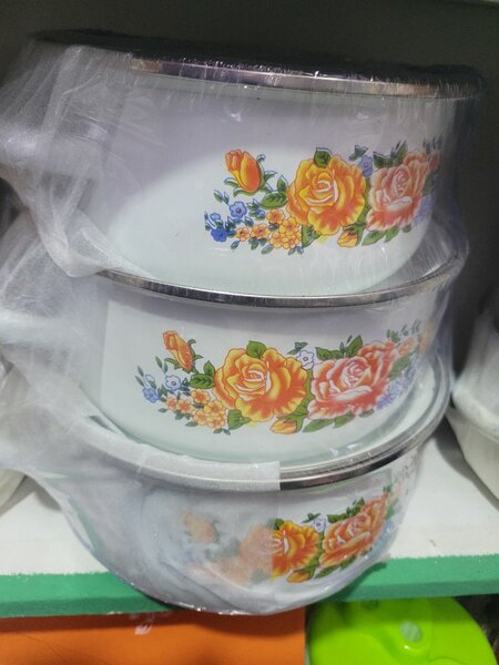 Soupières bras fermé