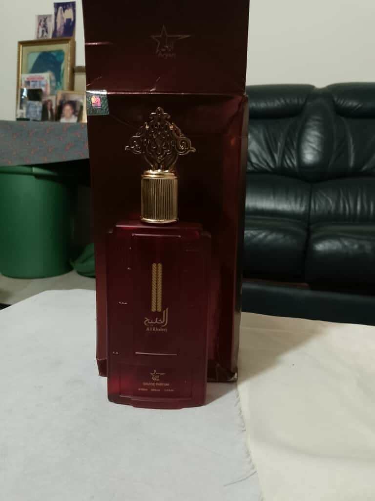 Eau de Parfum Prive Black