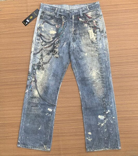 Baggy jeans