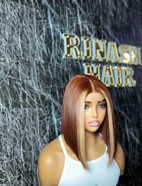 Perruque de Dentelle Luxe