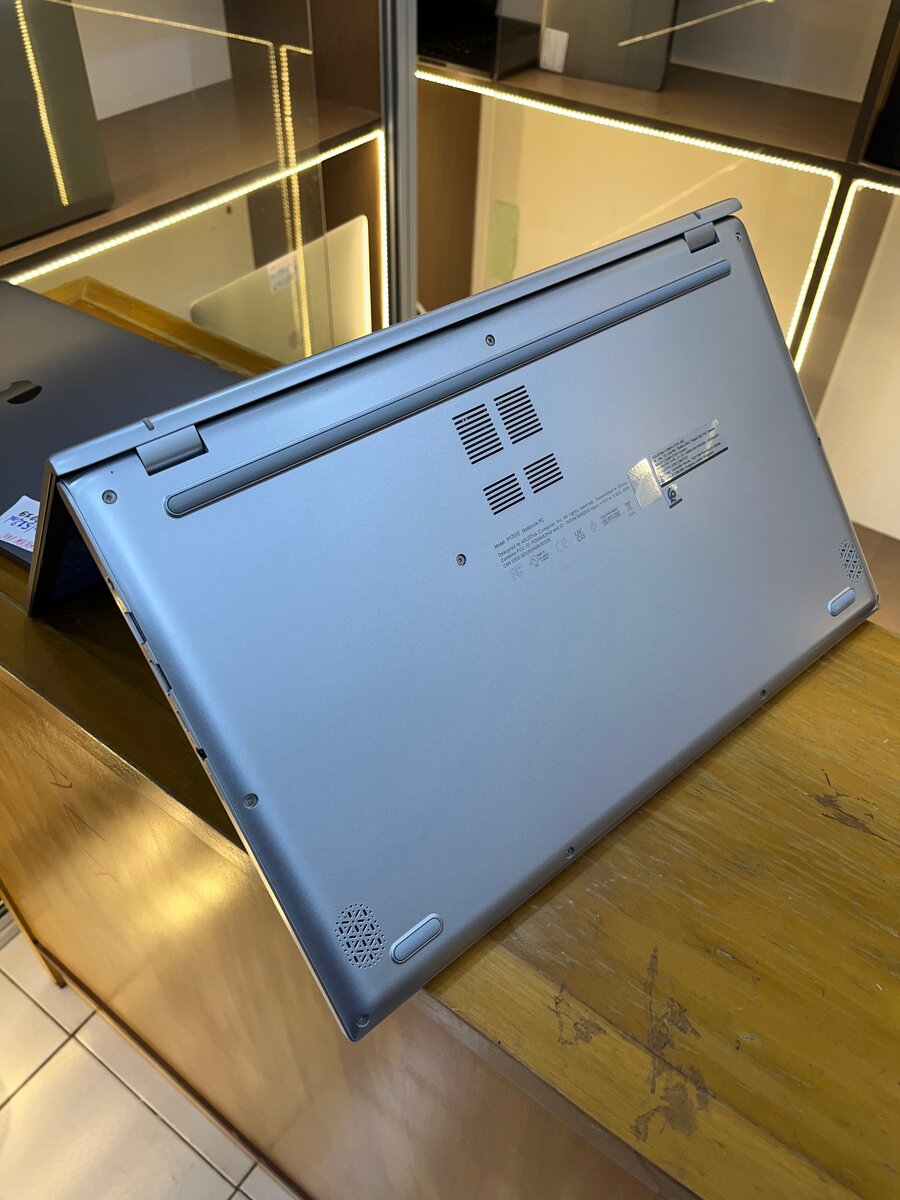 Ordinateur Portable ASUS Moderne