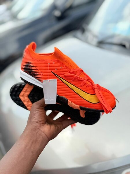 Chaussures de Foot Dynamiques