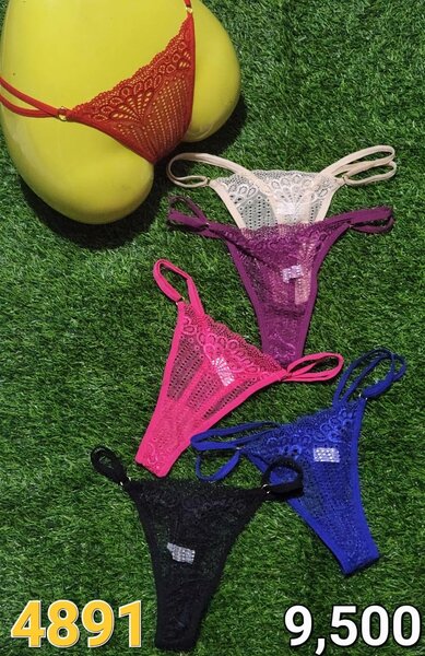 Ladies thongs