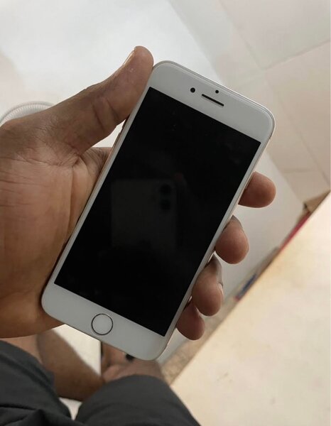 iPhone élégant argenté