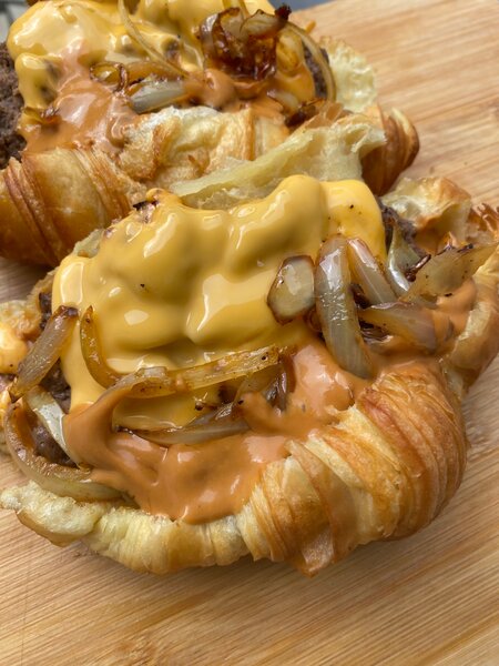 Croissant Smash Burger
