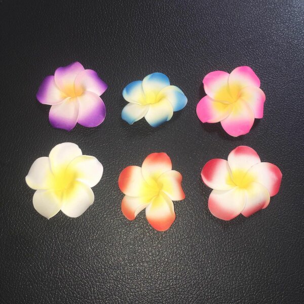 Fleurs décoratives en mousse